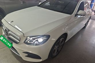 奔驰E级 2019款 E 260 L 运动型