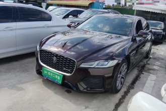 捷豹XFL 2021款 XFL 2.0T P250 两驱精英运动版