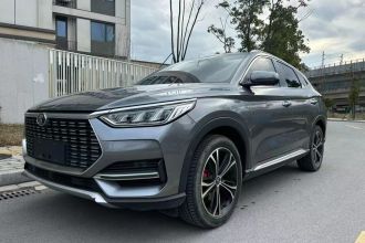 比亚迪 宋PLUS 2020款 1.5T 自动旗舰型