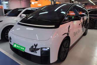 理想汽车 理想MEGA 2025款 Home 家庭特别版