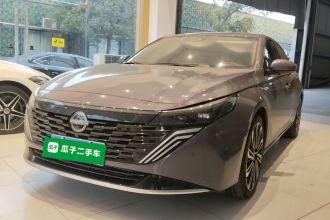 日产 天籁 2026款 鸿蒙座舱 2.0T 旗舰版