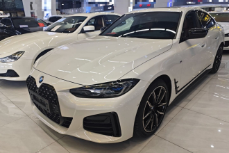 宝马4系 2022款 425i Gran Coupe M运动曜夜套装
