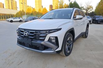 现代 2025款 途胜L 1.5T 精英版