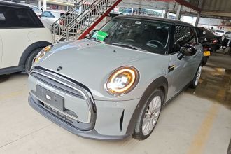 MINI 2022款 改款 1.5T COOPER 经典派