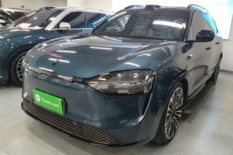鸿蒙智行 问界M9 2024款 纯电 Ultra版 100kWh 6座版