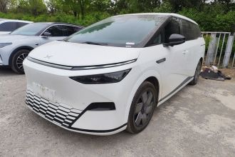 小鹏X9 2024款 702超长续航Pro