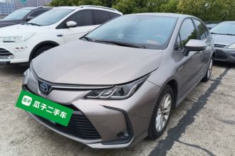 丰田 卡罗拉 2021款 双擎 1.8L E-CVT精英版