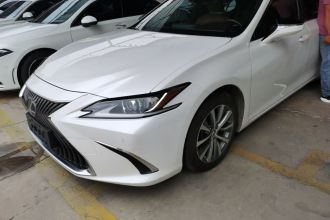 雷克萨斯ES 2018款 200 卓越版 国V