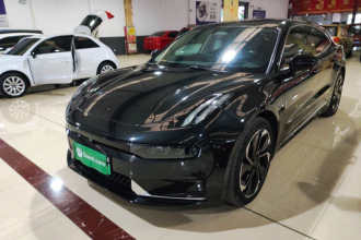 极氪001 2022款 长续航双电机 WE版