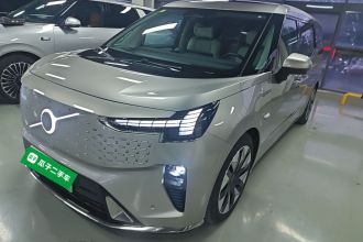 沃尔沃EM90 2025款 Ultra 六座