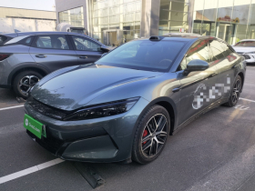 比亚迪 汉L 2025款 DM-i 200KM激光雷达旗舰型