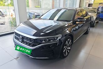 大众 帕萨特 2023款 改款 330TSI 豪华版