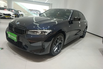宝马3系 2025款 330Li M运动曜夜套装