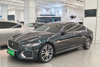 捷豹XFL 2021款 XFL 2.0T P250 两驱尊享豪华版