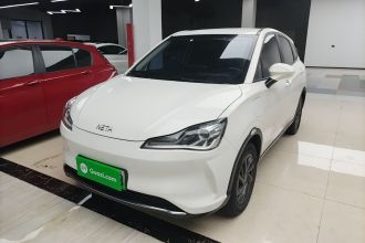 哪吒汽车 哪吒V 2022款 潮 300 Lite 磷酸铁锂