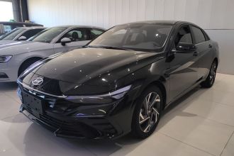 现代 伊兰特 2023款 1.5L CVT LUX尊贵版