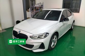 宝马1系 2021款 120i M运动曜夜版