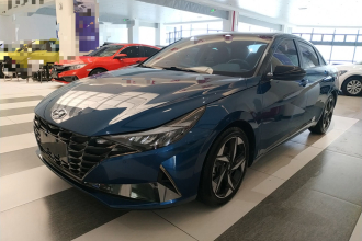 现代 伊兰特 2021款 1.5L CVT LUX尊贵版