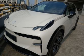 极氪X 2025款 四座后驱魔方版