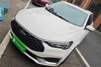 福特 福睿斯 2021款 1.5L 自动钻石版