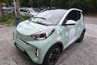 奇瑞QQ 小蚂蚁 2022款 甜粉款 半糖版 磷酸铁锂 29.2kWh 30kW 301km