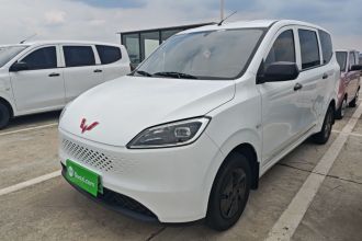 五菱汽车 五菱宏光新能源 2025款 增程式混动 50KM 实用型