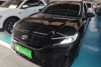 丰田 凯美瑞 2024款  双擎 2.0HG 尊贵版