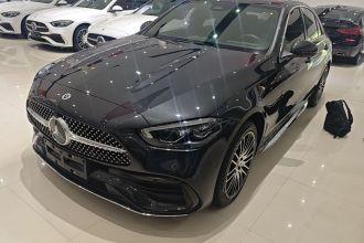 奔驰C级 2023款 改款 C 260 L 运动版