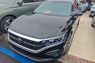 大众 帕萨特 2024款 380TSI 龙腾版