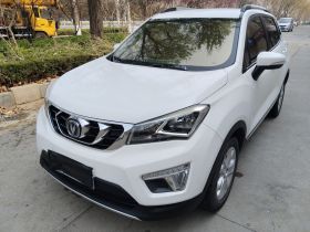 长安CS15 2016款 1.5L 自动时尚版