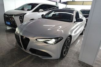 阿尔法·罗密欧 Giulia朱丽叶 2020款 2.0T 280HP 豪华版
