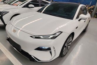 吉利银河 银河E8 2024款 665km 后驱星舰 远航版