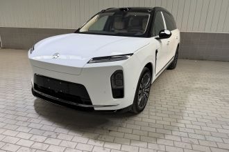 蔚来ES8 2026款 六座行政豪华版