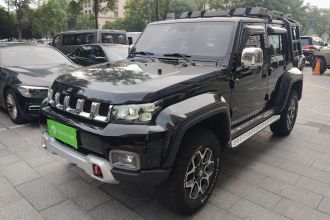 北京越野BJ40 2019款 PLUS 2.3T 自动四驱尊享版 国VI