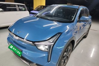 哪吒汽车 哪吒U 2022款 智400 Pro 三元锂