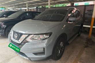 日产 奇骏 2025款 荣誉 2.0L 两驱领先版