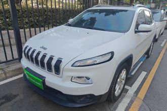 Jeep 自由光 2016款 2.0L 优越版