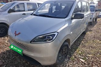 五菱汽车 五菱宏光新能源 2025款 增程式混动 50KM 舒适型