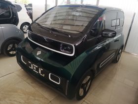宝骏KiWi EV 2022款 艺术家轻享版 磷酸铁锂