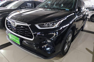 丰田 汉兰达 2024款 2.5L智能电混双擎两驱豪华版 7座