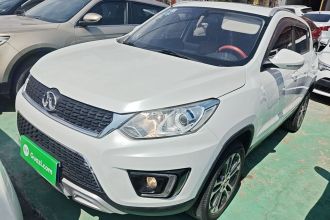 北京汽车 绅宝X35 2016款 1.5L 自动豪华版