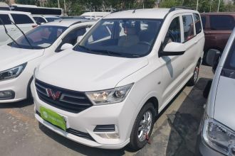 五菱汽车 五菱宏光 2021款 1.5L S标准型LAR