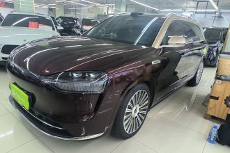 鸿蒙智行 问界M9 2025款 增程 Ultra版 52kWh 6座版 (192线激光雷达）