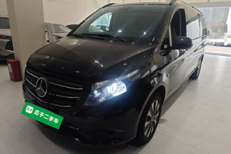 奔驰 威霆 2021款 2.0T 精英版 7座