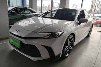 丰田 凯美瑞 2024款 双擎 2.0HS 运动版