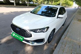 福特 福睿斯 2021款 1.5L 自动钻石版