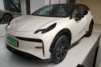 极氪X 2025款 四座后驱魔方版