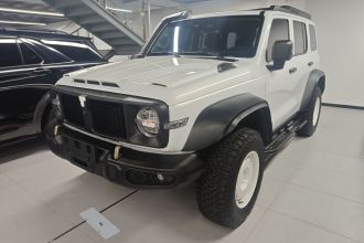 坦克300 2023款 2.0T 铁骑02