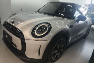 MINI 2022款 改款 1.5T COOPER 艺术家