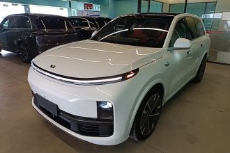 理想汽车 理想L8 2025款 Ultra 智能焕新版